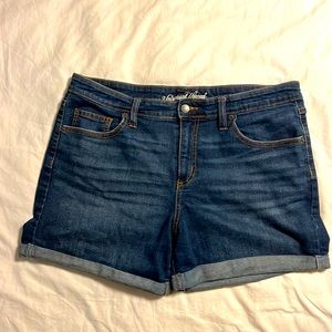 Universal Thread mid rise boyfriend jean short, dark blue, rolled cuff, size 14